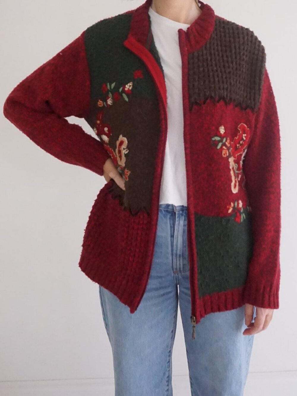 Vintage Tabi Red Green Floral Embroidered Zip Front 15% Wool Blend Cardigan L